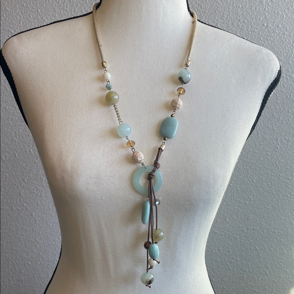 Elegant Blue Beaded Necklace